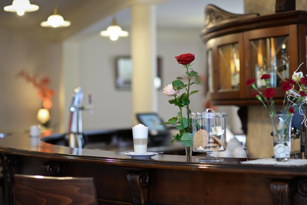 Hotel Venus Kolbudy Eksteriør billede